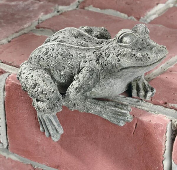 Key safe with our sculpted little frog toad spare sculpture hidden inside this statue